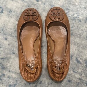 Tory Burch Women's Tan Leather Loafers